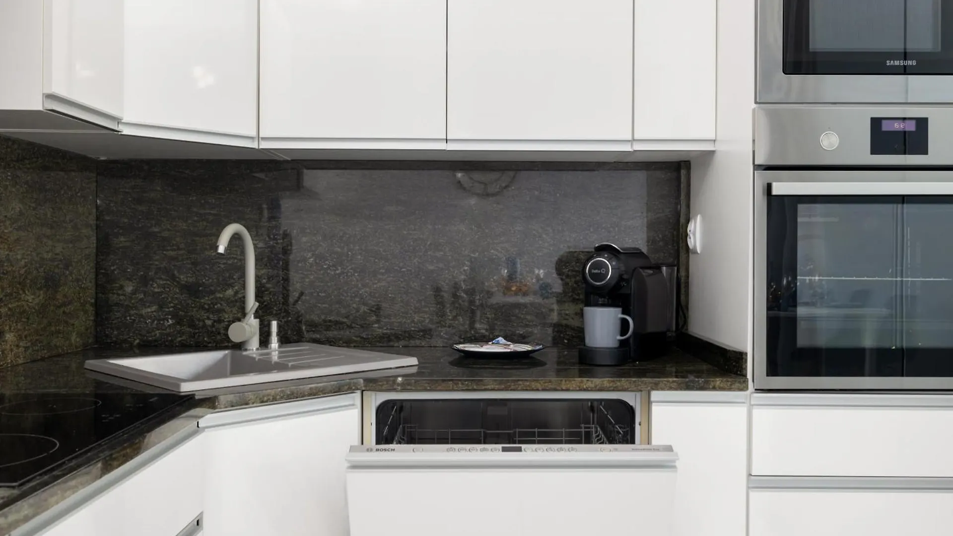 Kapitanski Mostek Pet-Friendly Apartment Kolobrzeg By Noclegi Renters